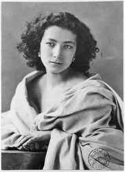 Sarah Bernhardt (1844-1923) im Kostüm, ca. 1860